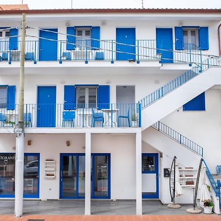 Bed & Blu Hotel La Caletta Kültér fotó