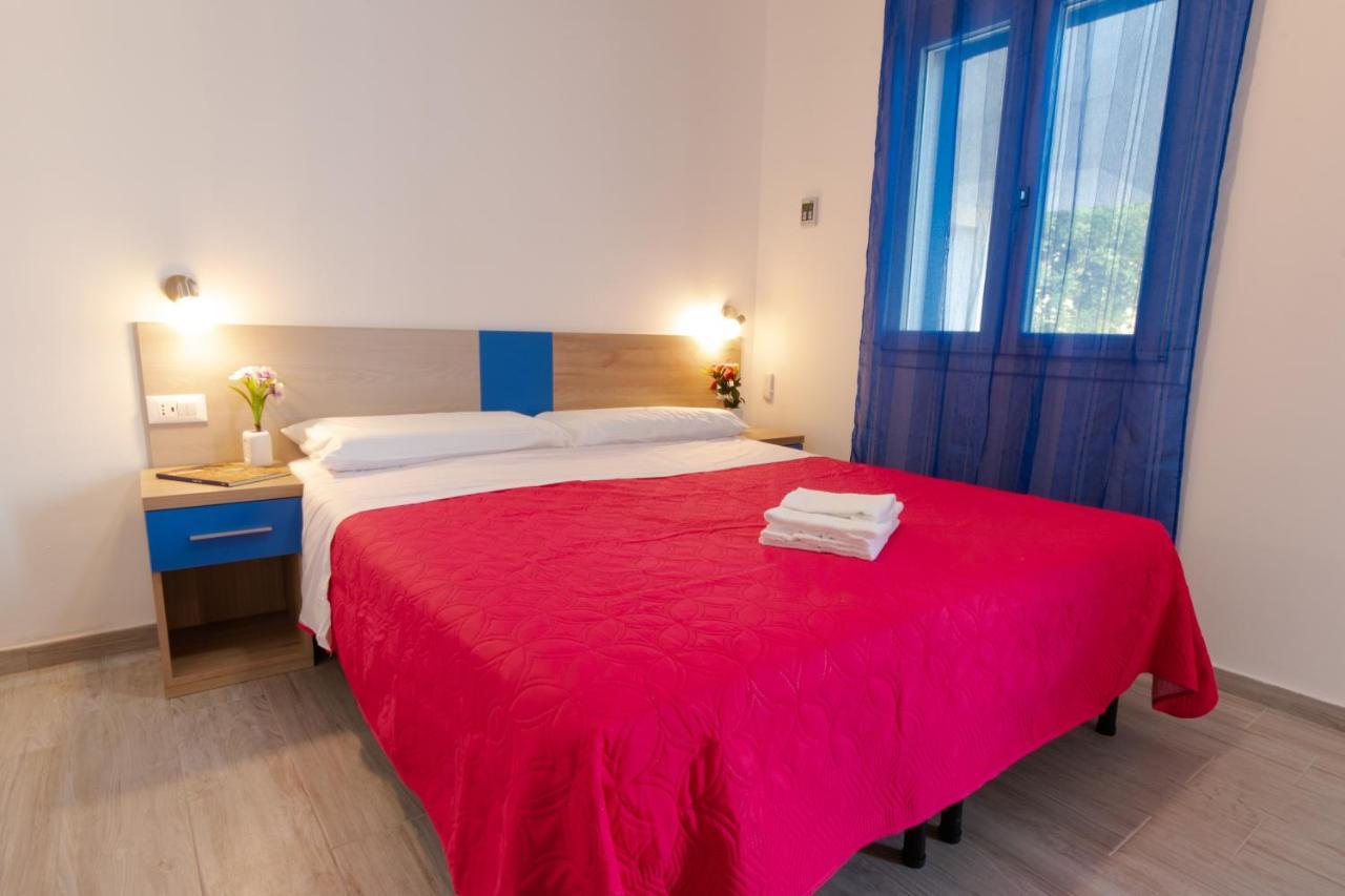 Bed & Blu Hotel La Caletta Kültér fotó