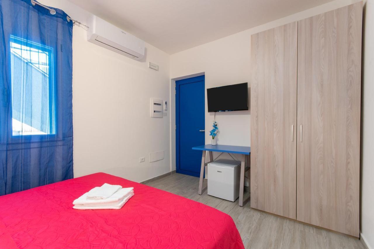 Bed & Blu Hotel La Caletta Kültér fotó